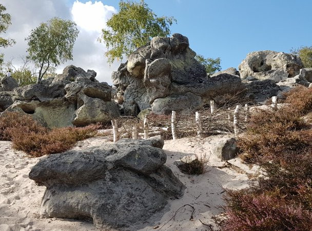 Hotté du Diable : Le Labyrinthe de Rochers Aux Milles Légendes