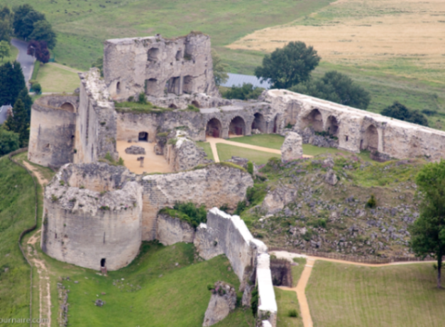 À la découverte du Château de Coucy, joyau médiéval de l’Aisne